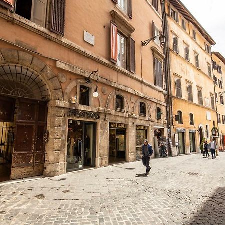 Appartamento Via Del Pantheon Rome Exterior photo